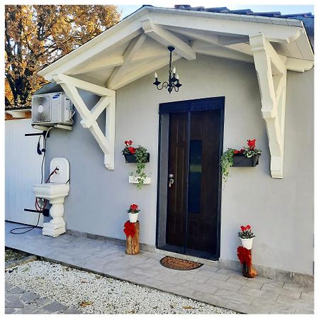 La Casina Bed & Breakfast Trecasali Екстериор снимка