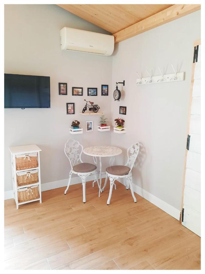 La Casina Bed & Breakfast Trecasali Екстериор снимка